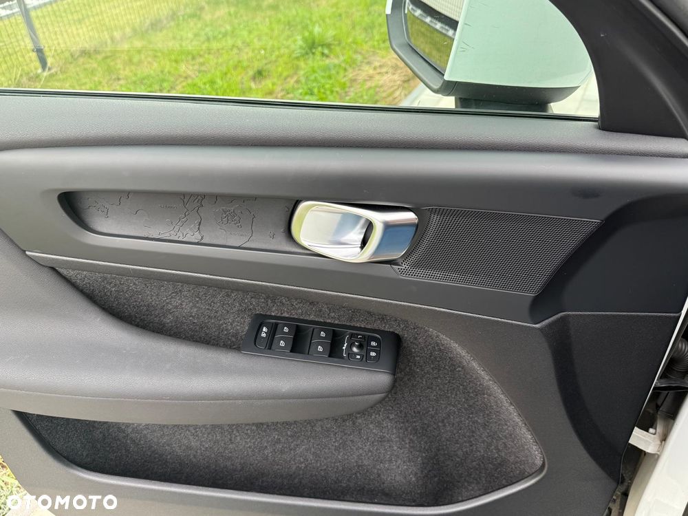 Volvo XC 40 B3 Essential - 15