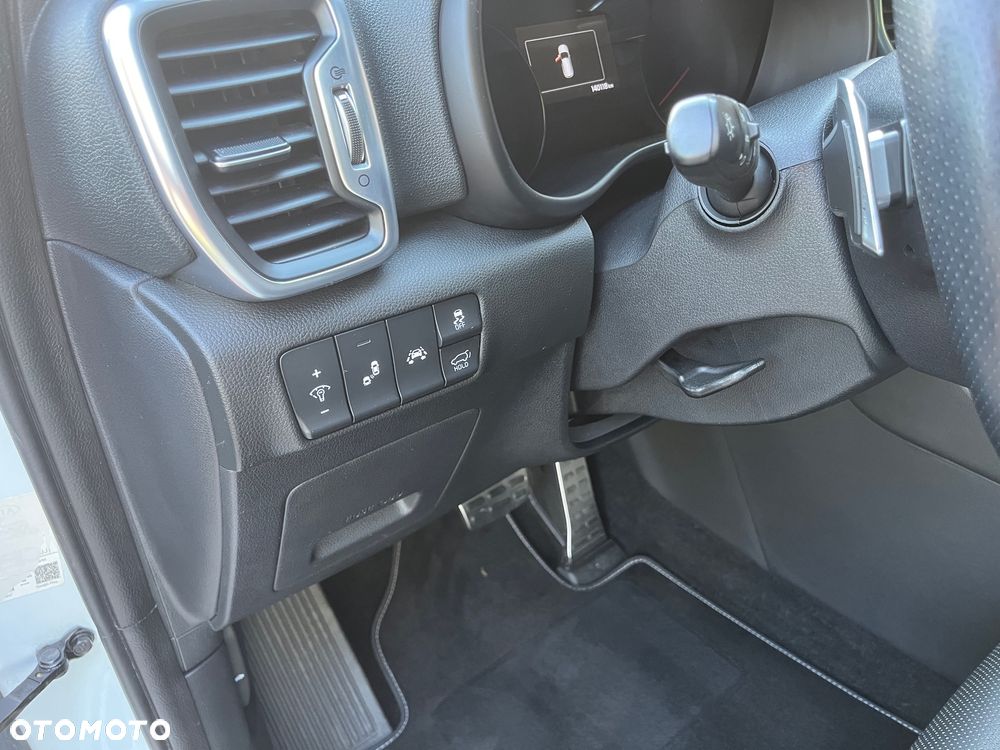 Kia Sportage 1.6 T-GDI AWD DCT GT LINE - 16