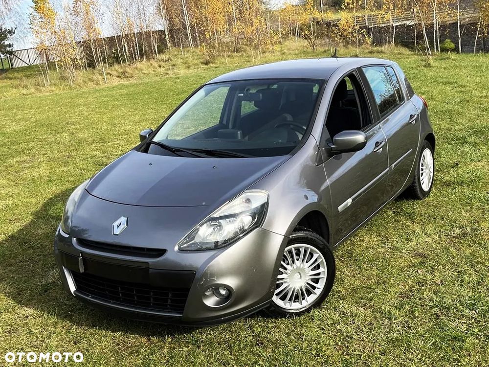 Renault Clio - 1