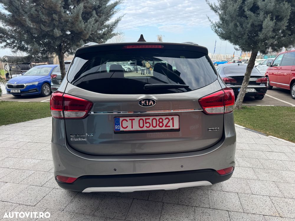 Kia Carens 1.7 CRDi 115 Dream-Team Edition - 16