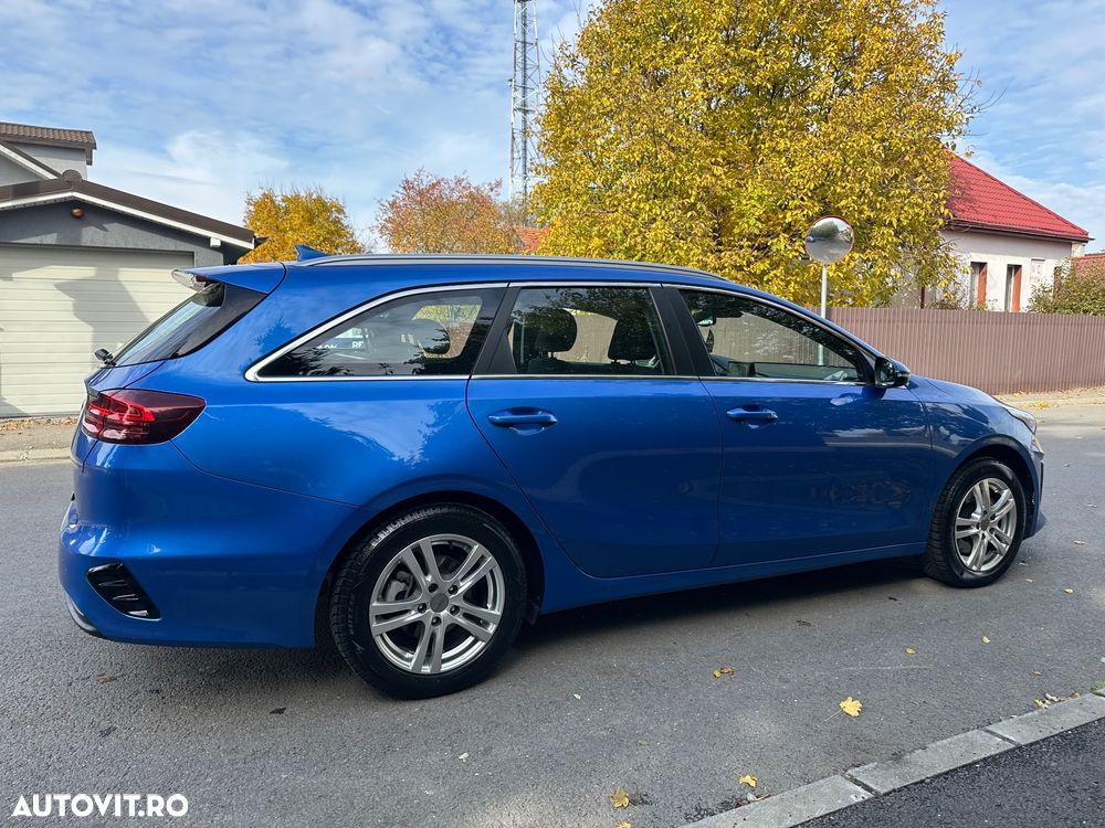 Kia Ceed - 12