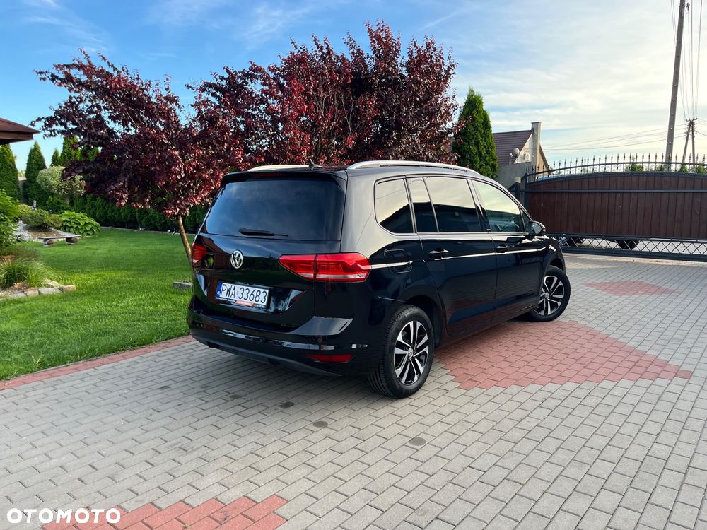 Volkswagen Touran 1.5 TSI ACT OPF DSG IQ.DRIVE - 10