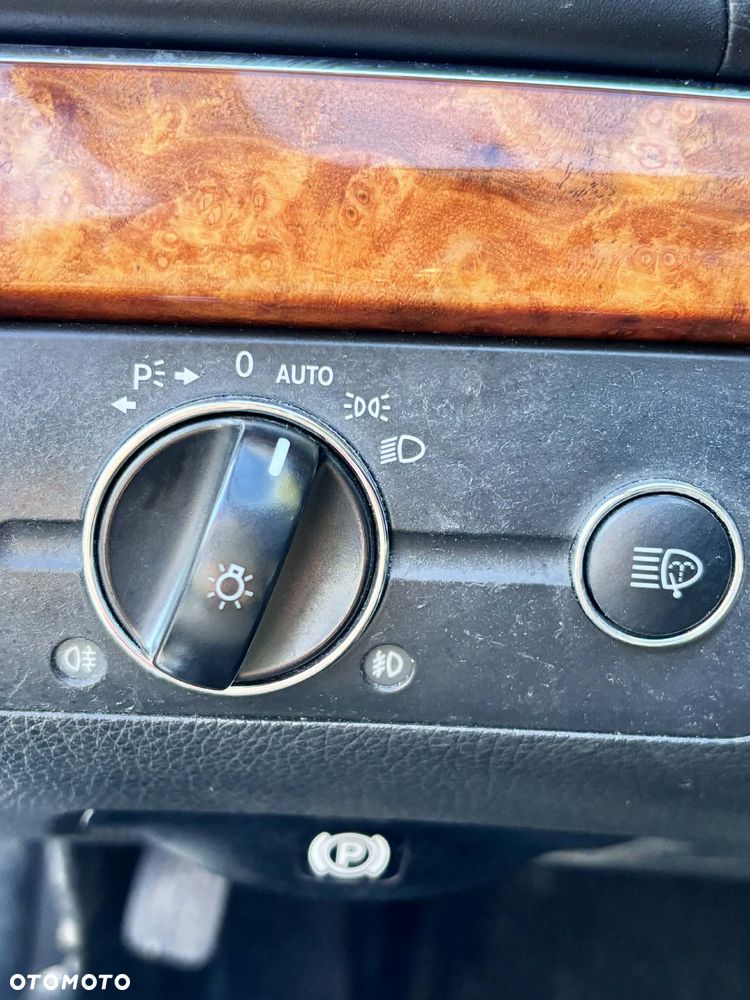 Mercedes-Benz Klasa E 320 CDI Elegance - 17