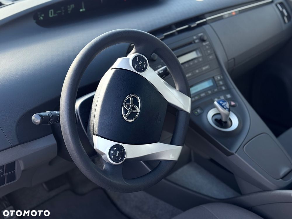 Toyota Prius - 9