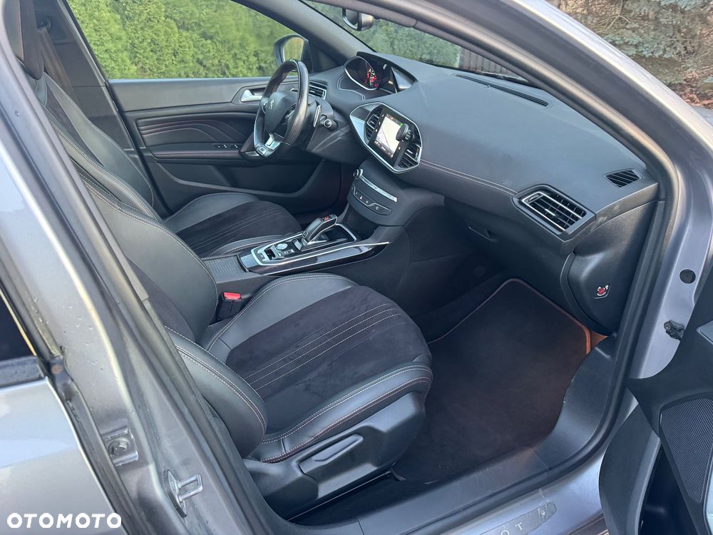 Peugeot 308 PureTech 225 GPF EAT8 Stop & Start GT - 10