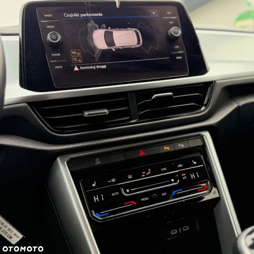 Volkswagen T-Roc - 28