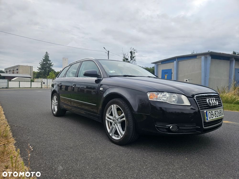 Audi A4 - 1