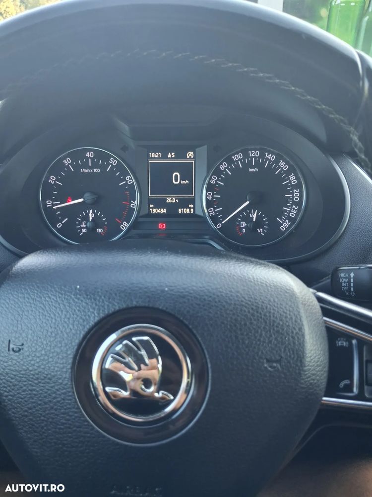 Skoda Octavia 1.4 TSI DSG Style - 9