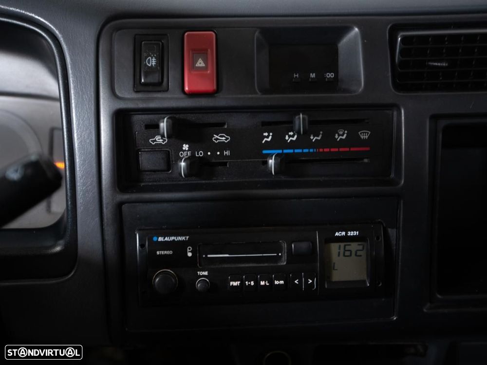 Toyota Dyna 150 - 13