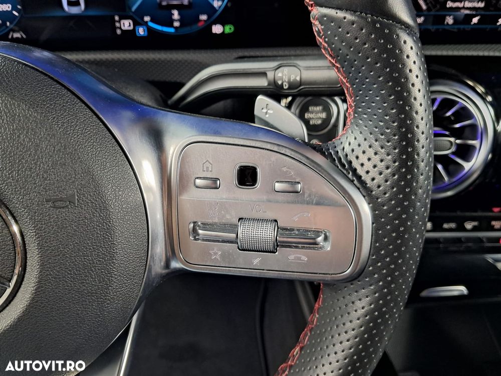 MERCEDES-BENZ A-Class 2022 — imagine 15