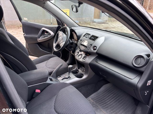 Toyota RAV4 2.0 VVT-i Prestige - 6