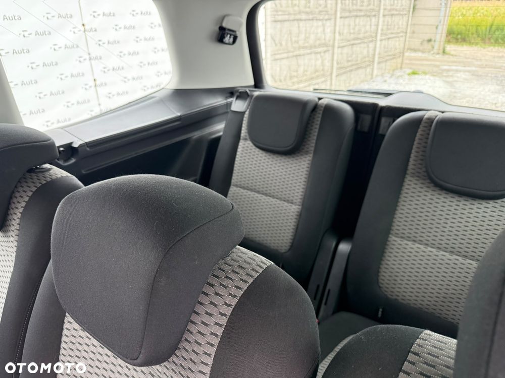 Volkswagen Sharan - 15