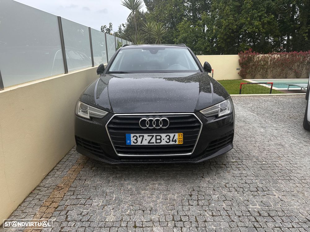 Audi A4 2.0 TDI S-line S tronic - 2