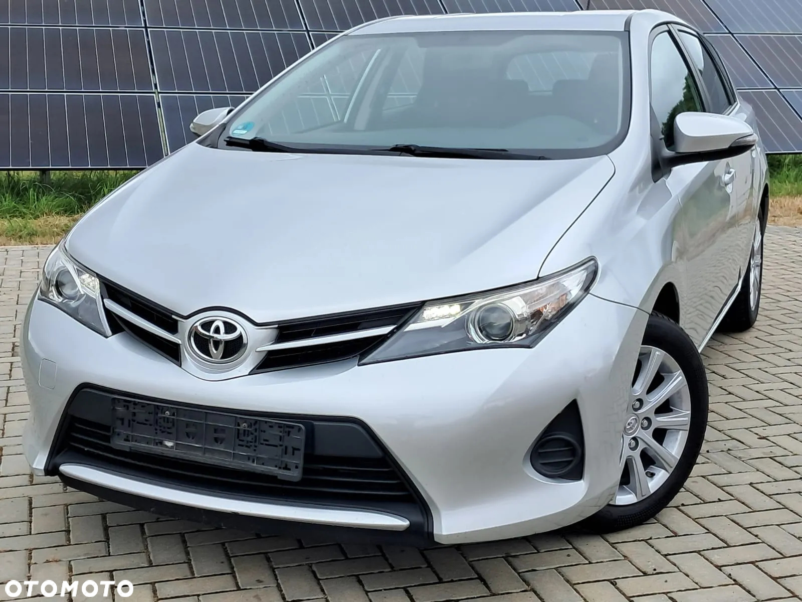 Toyota Auris 1.33 Dual-VVT-i Cool - 6