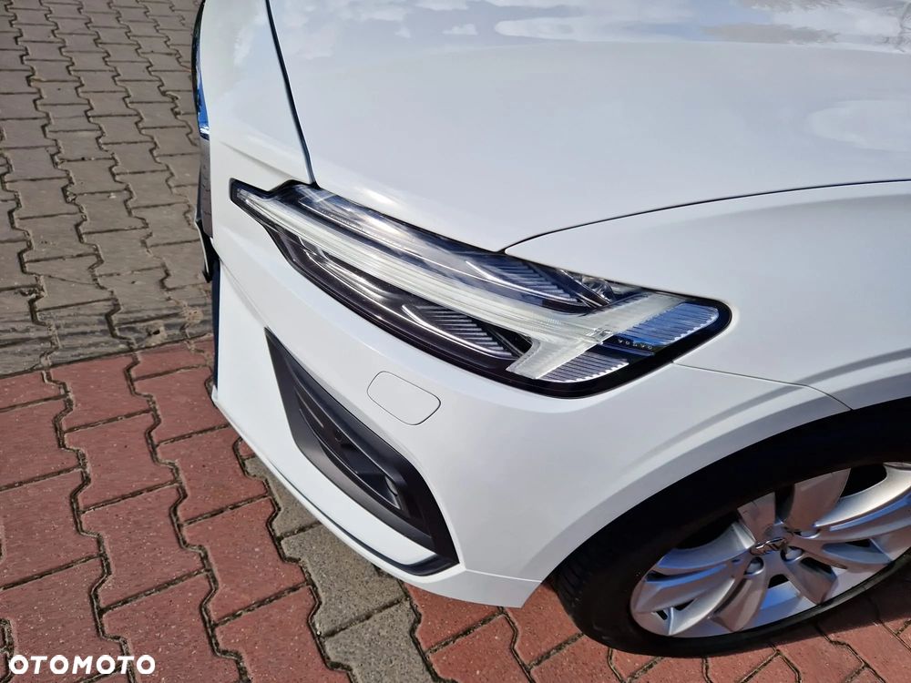 Volvo V60 D4 SCR AWD Momentum - 11