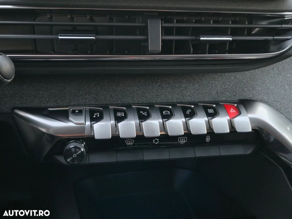 Peugeot 3008 225 e-EAT8 Allure Pack - 9