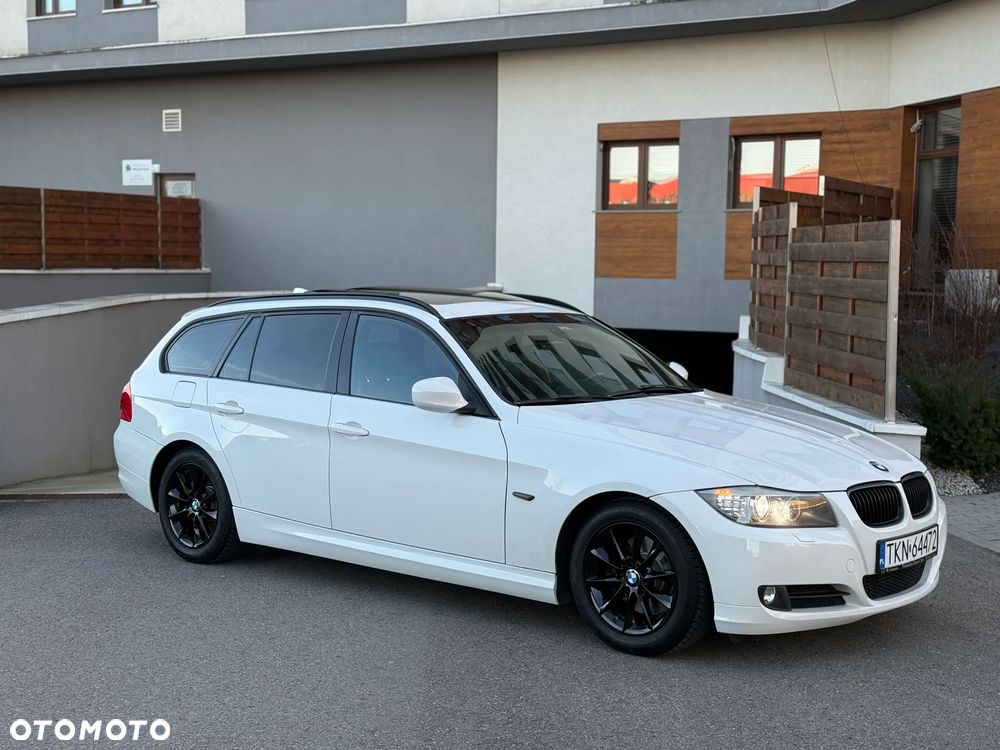 BMW Seria 3 320d Efficient Dynamics Sport Line - 4