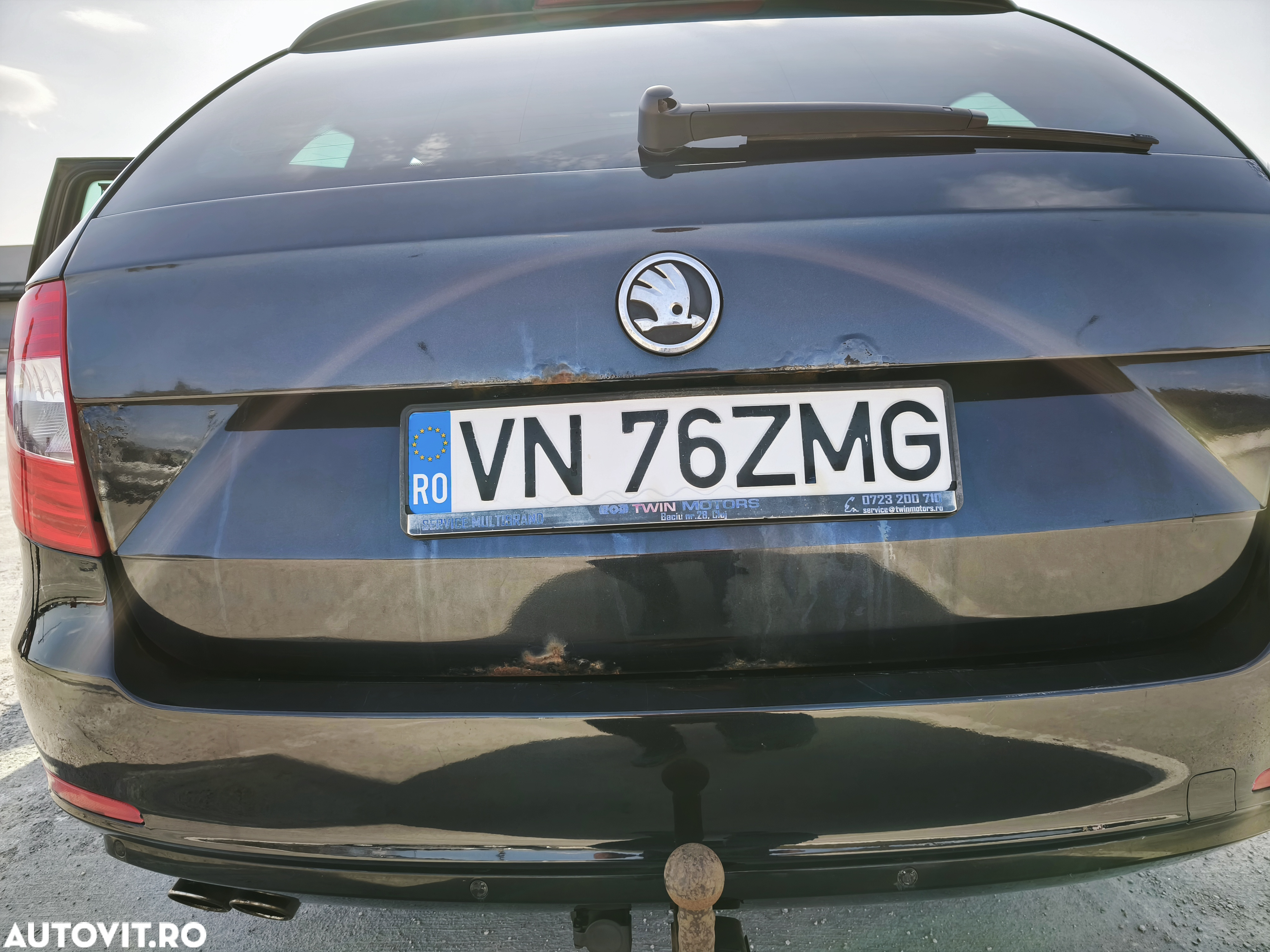 Skoda Superb 2.0 TDI Ambition - 14