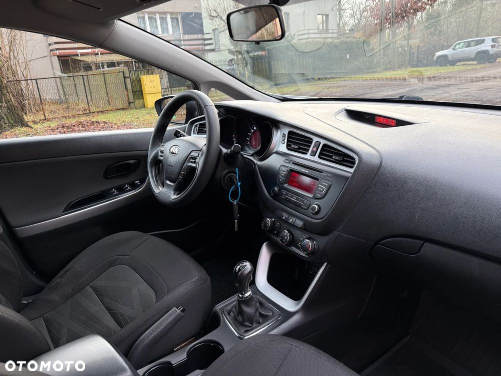 Kia Ceed 1.4 CRDi 90 Spirit - 26