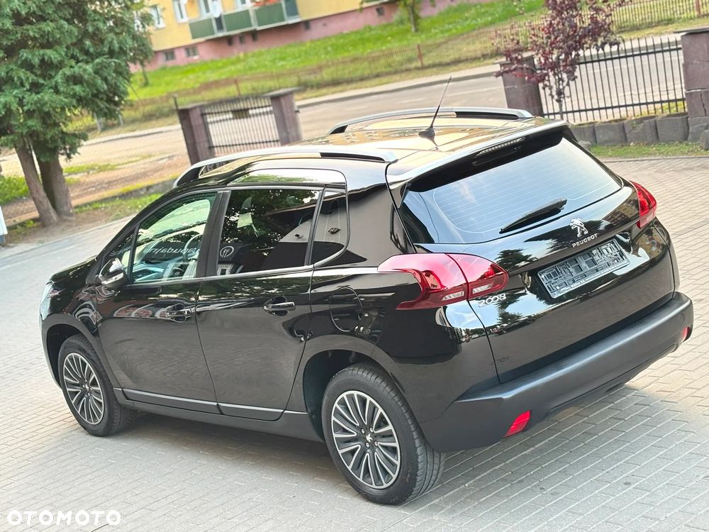 Peugeot 2008 1.2 Pure Tech Active S&S - 33