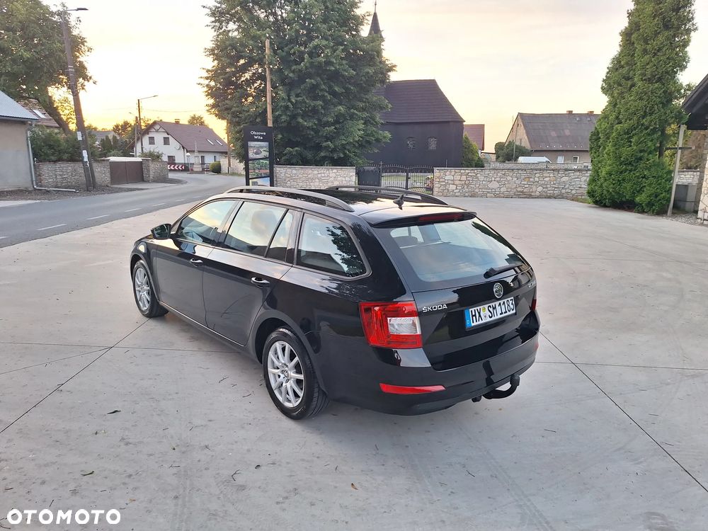 Skoda Octavia 1.6 TDI Ambition - 3