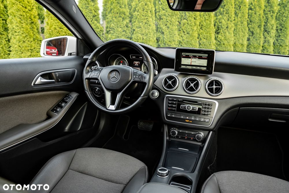 Mercedes-Benz GLA 250 4-Matic - 26