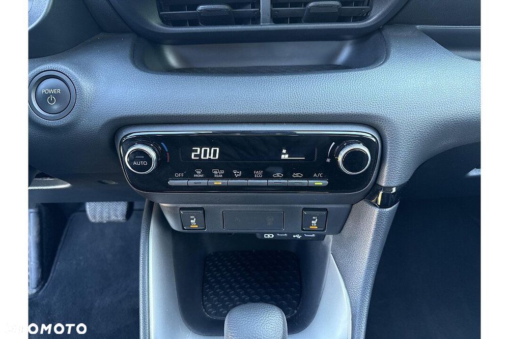 Mazda 2 - 11