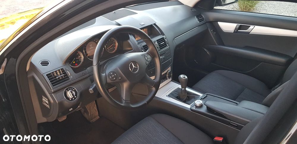 Mercedes-Benz Klasa C - 34