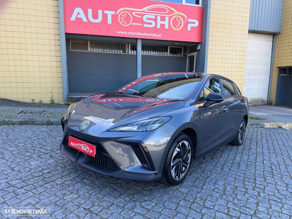 MG MG4 64 kWh Luxury - 2