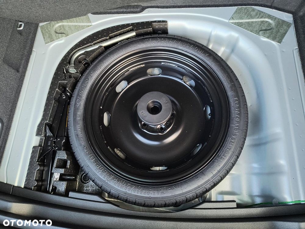 Skoda Karoq 1.5 TSI ACT Edition 130 DSG - 20