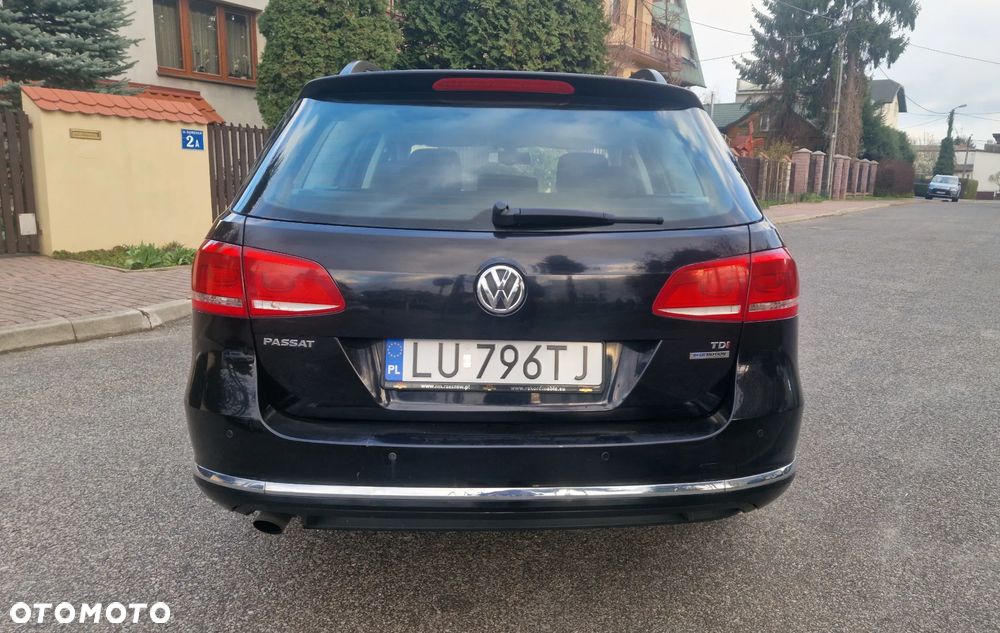 Volkswagen Passat - 8