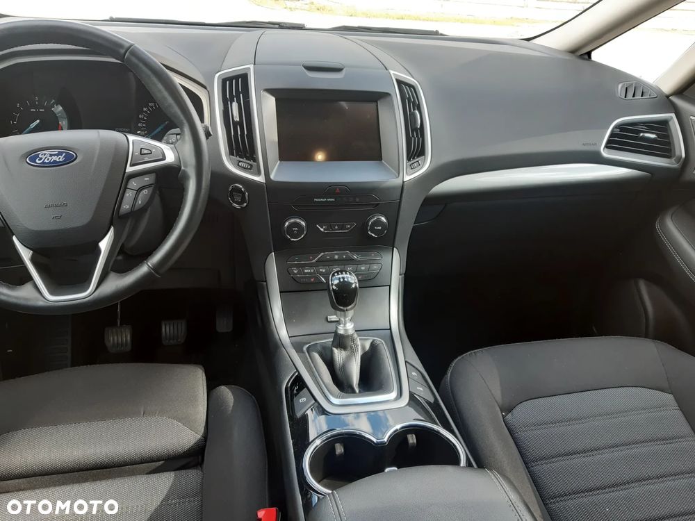 Ford S-Max - 9