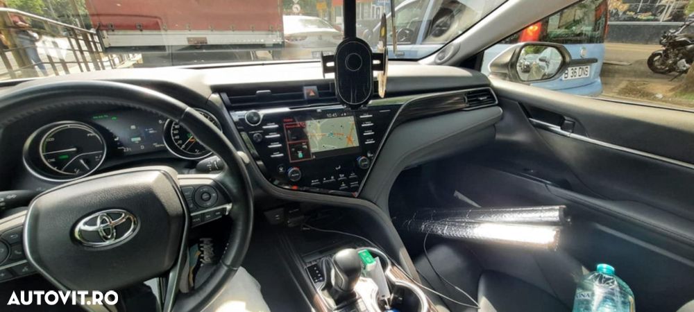 Toyota Camry 2.5 Exclusive - 3
