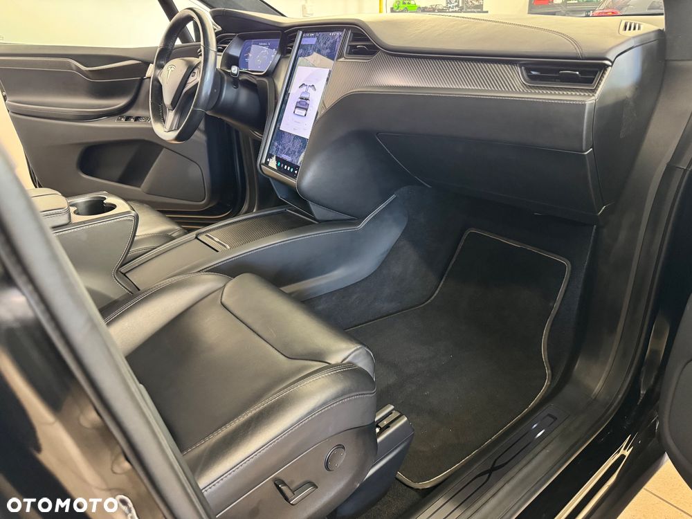 Tesla Model X Performance - 26