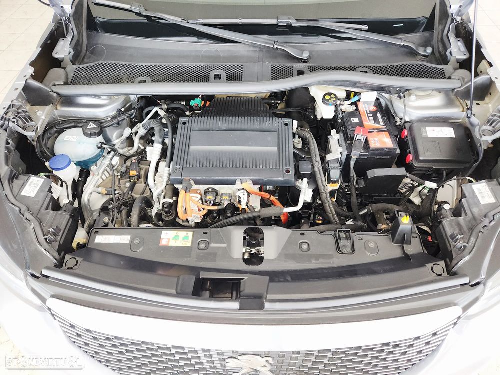 Peugeot e-2008 - 46