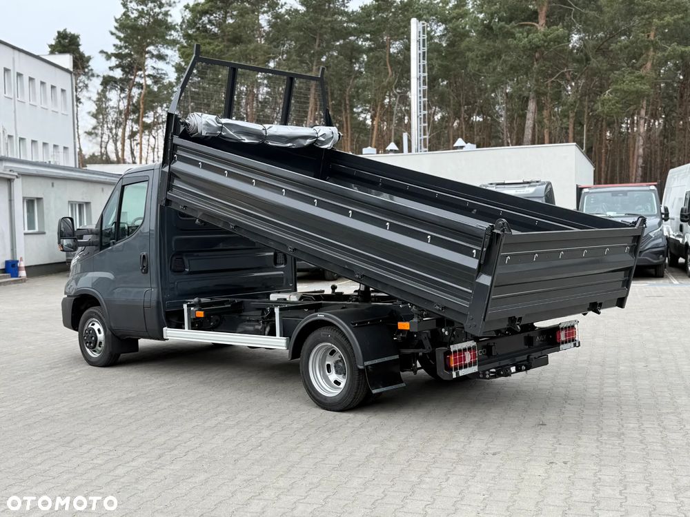 Iveco DAILY - 3