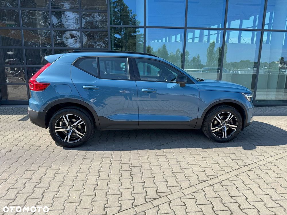Volvo XC 40 - 3