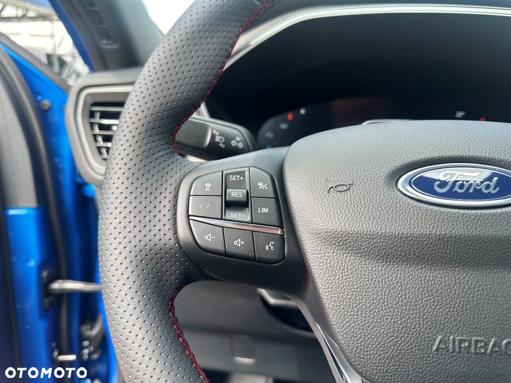 Ford Kuga 2.5 FHEV AWD ST-Line X - 15