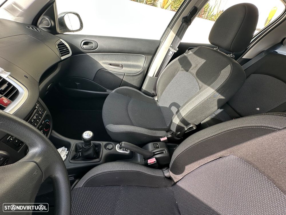 Peugeot 206+ 1.1 Trendy - 10