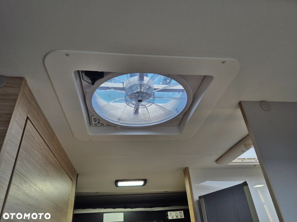 Ford KAMPER CHAUSSON 720 ETAPE LINE 165KM AUTOMAT 2025 - 27