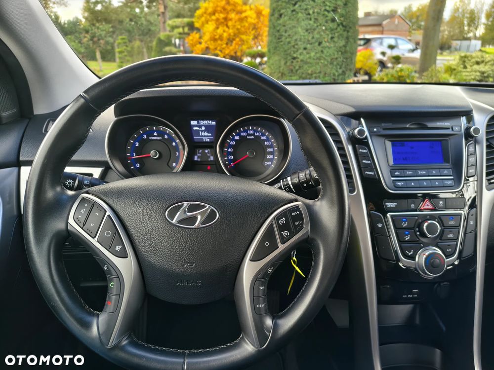 Hyundai i30 blue 1.6 GDI YES Silver - 20