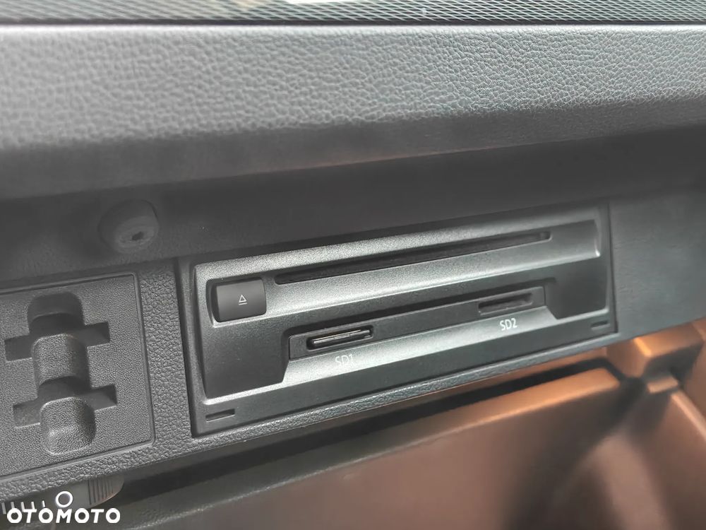 Volkswagen Tiguan - 38