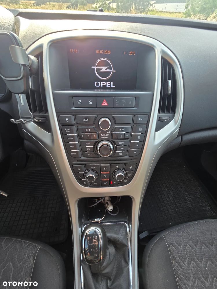 Opel Astra 1.4 T Active EU6 - 17