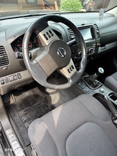 Nissan Navara 2.5 D SE - 5