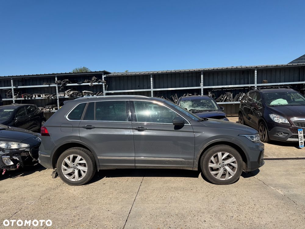 Volkswagen Tiguan 1.4 eHybrid OPF DSG Elegance - 10