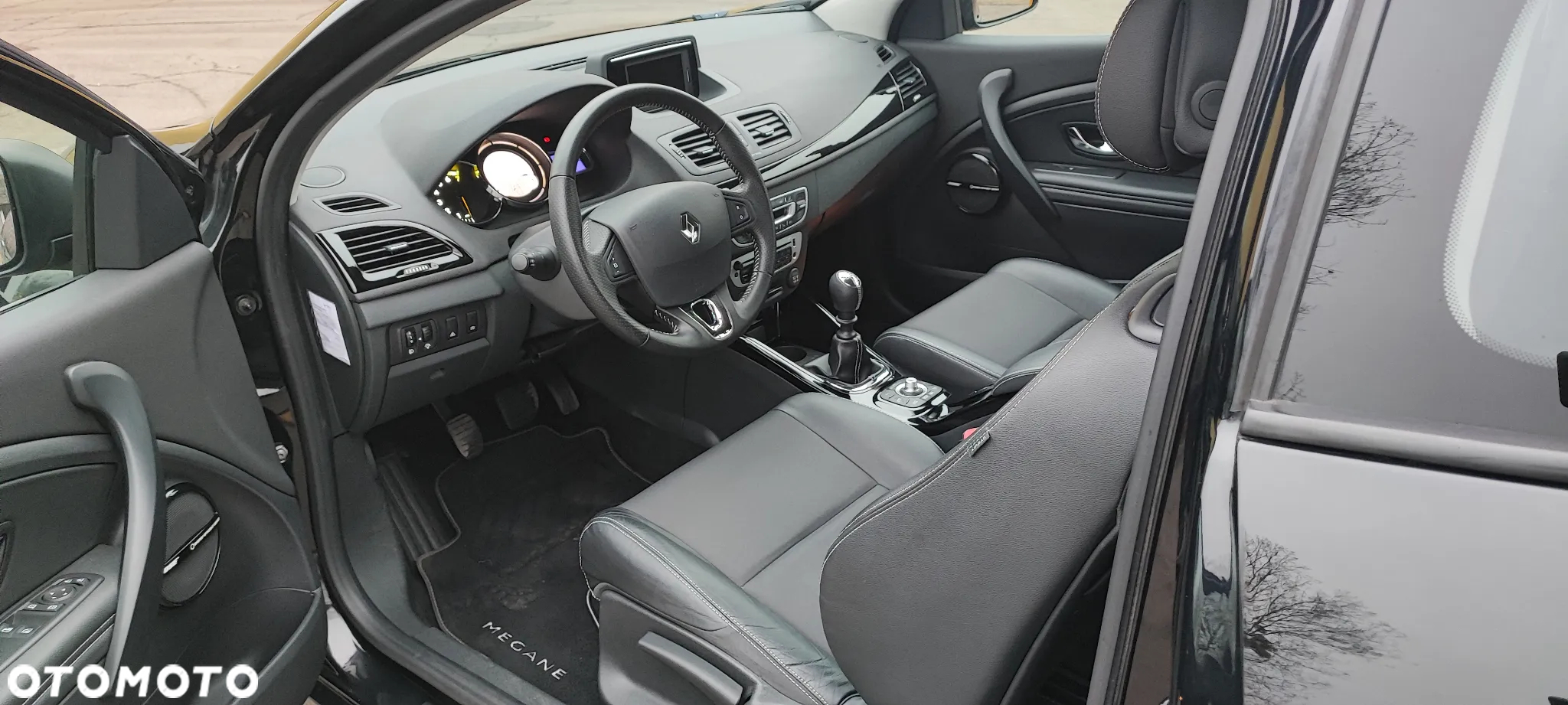 Renault Megane Grandtour ENERGY TCe 115 Start & Stop Bose Edition - 20