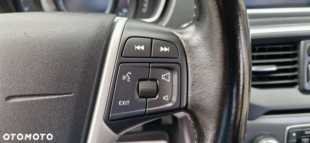 Volvo V40 - 23