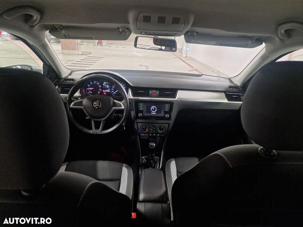 Skoda RAPID 1.2 TSI Ambition - 2