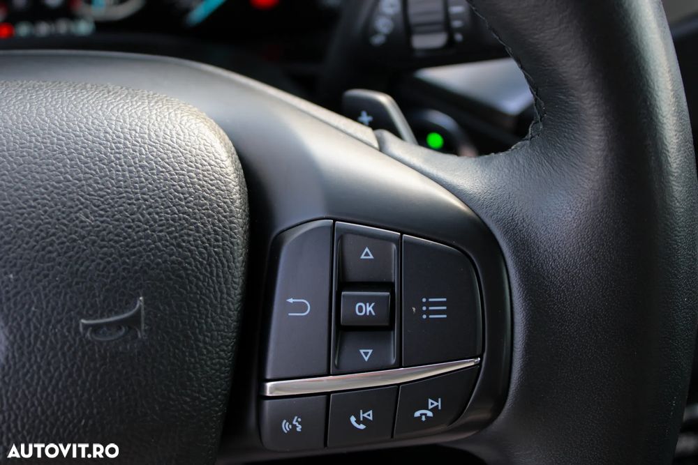 Ford Focus 1.5 EcoBlue Start-Stopp-System Aut. TITANIUM - 32