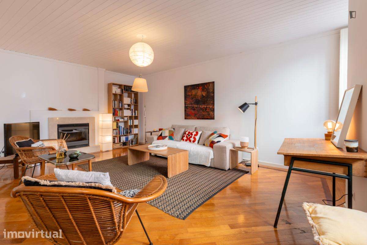 Casa com 2 quartos - localizado em São Bento Lisbon - Grande imagem: 5/34